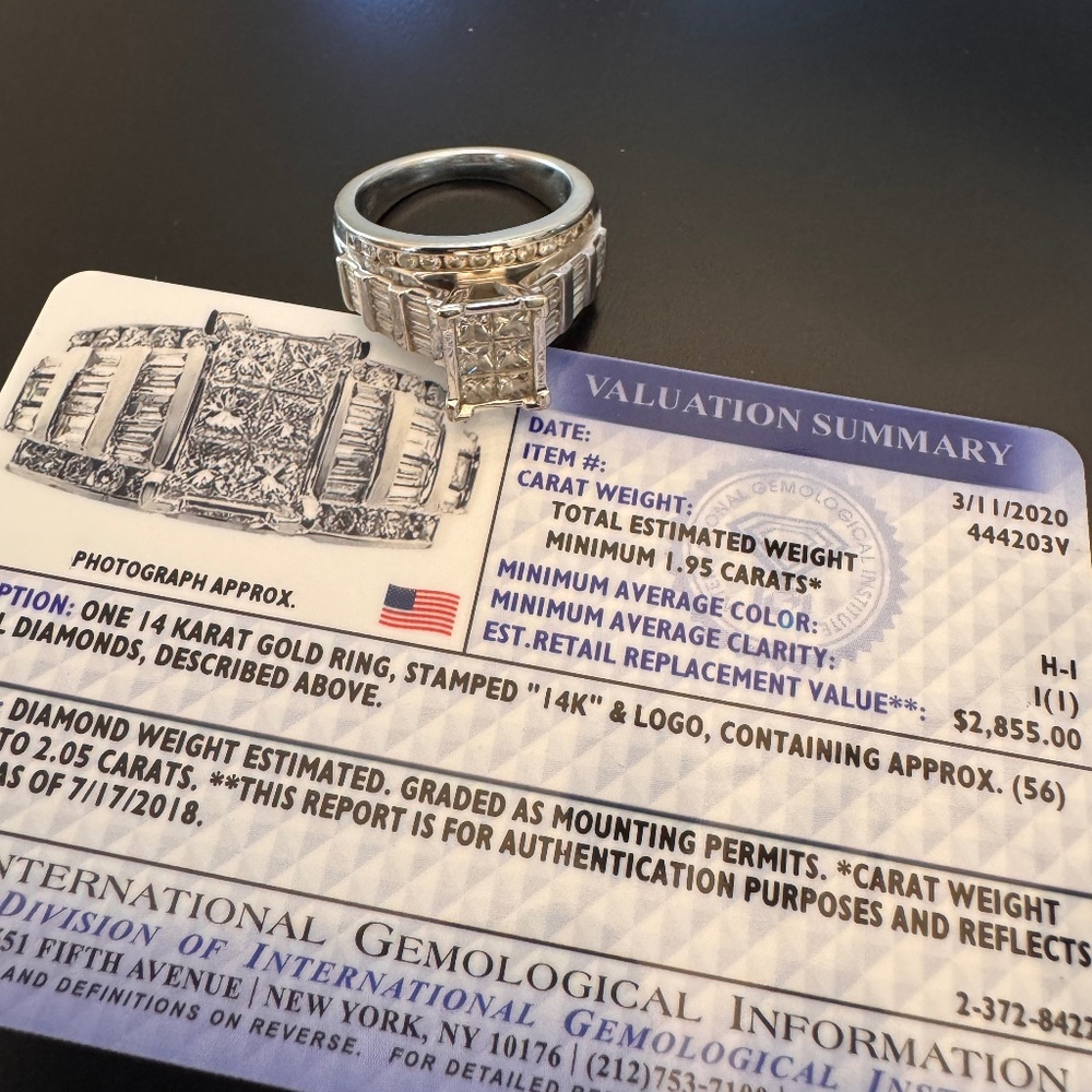 2CT Diamond Ring/ Size 7